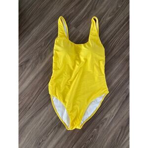 Nicole Miller Yellow One-Piece Swimsuit – Scoop Neck Classic Swim (Size M)